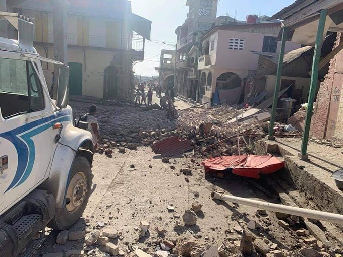 Haití devastado por un sismo de 7.2 grados