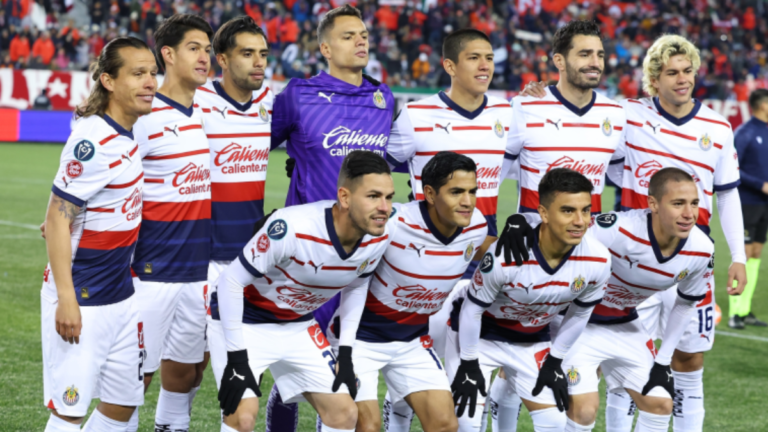 Las Chivas brillan en la Concachampions con una victoria contundente por 3-1 sobre el Forge FC